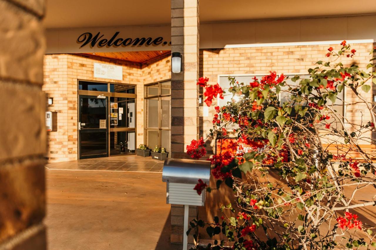 ماونت إيسا Abacus Motel المظهر الخارجي الصورة