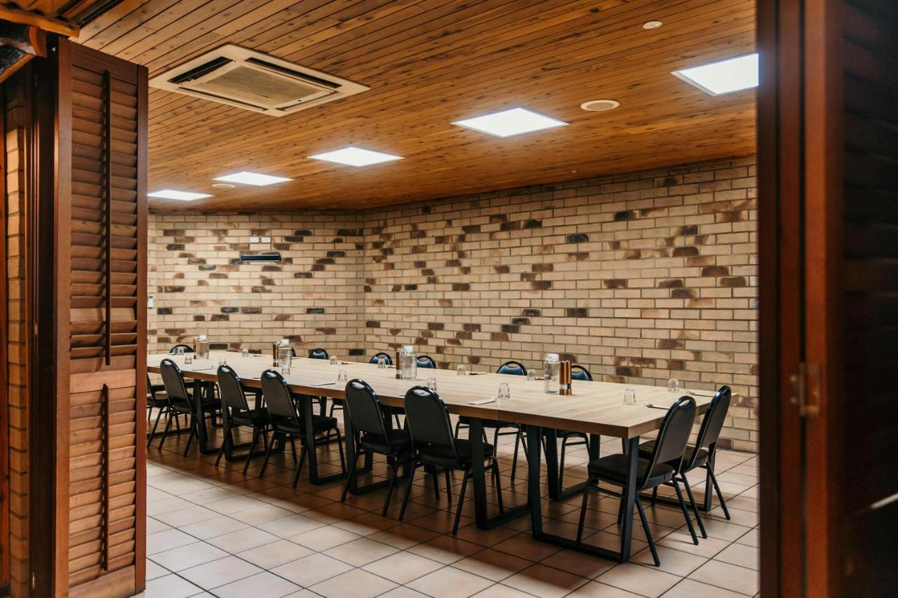ماونت إيسا Abacus Motel المظهر الخارجي الصورة